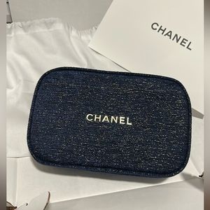 Brand new never used Chanel Beauty makeup bag/clutch